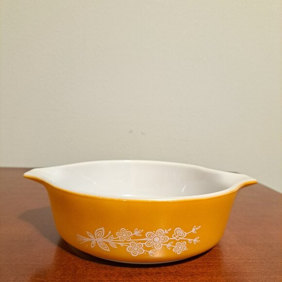 Pyrex Vintage 471-B Butterfly Gold Round 500 Milliliter Casserole Bowl With Lid - Picture 5 of 13